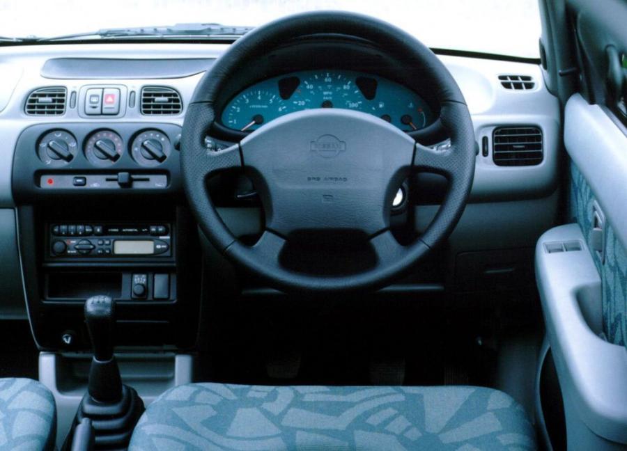  Nissan Micra 5-Door 1999 года  (UK) (фото 2 из 3)